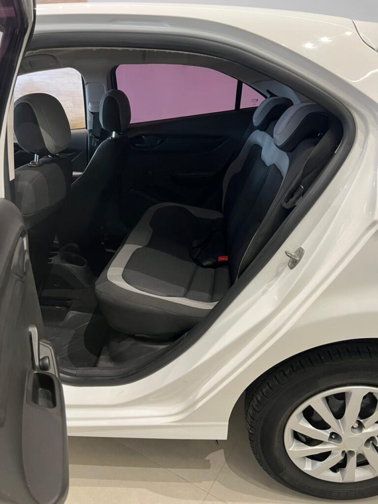 WhatsApp-Image-2025-10-27-at-4.33.13-PM